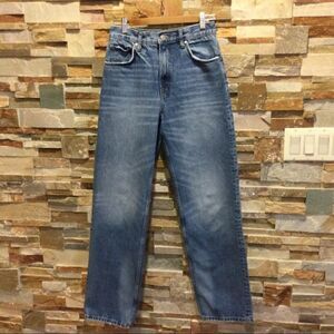 ZARA Boyfriend Jeans   